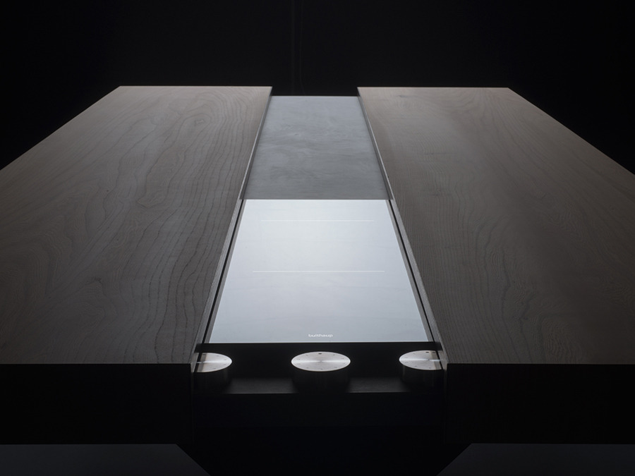 104393248442 – bulthaup solitaires cooking table