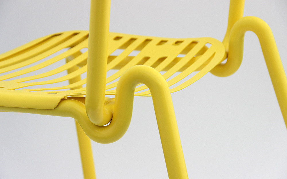 138408878538 – desormaux carette chair detail
