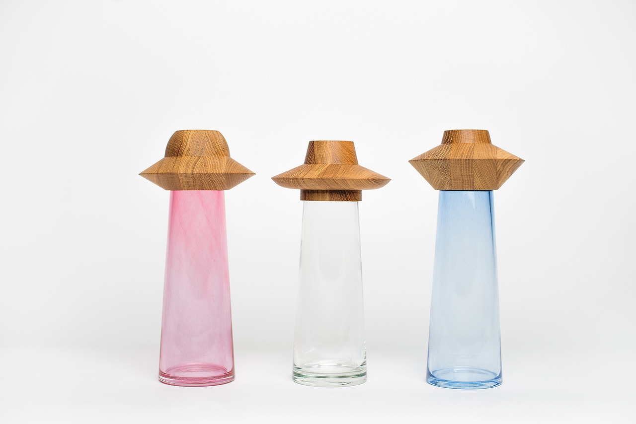 157768017756 – ufological vase